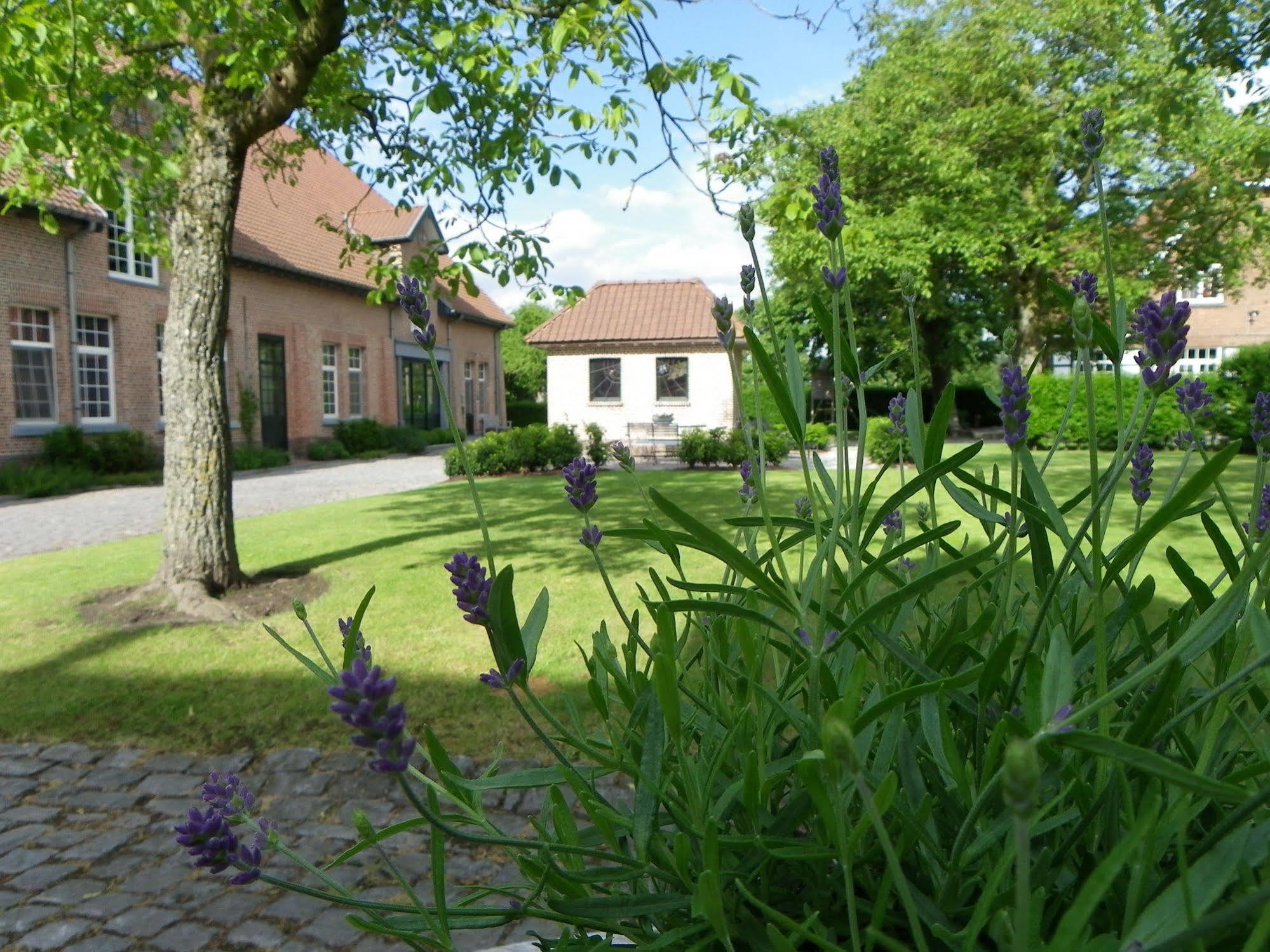 Hotel B - Boskapelhoeve Buggenhout 외부 사진